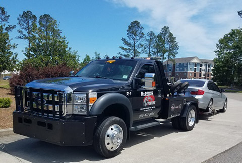 Mr. Rescue Towing will monitor your parking lot in Leland NC and Wilmington NC